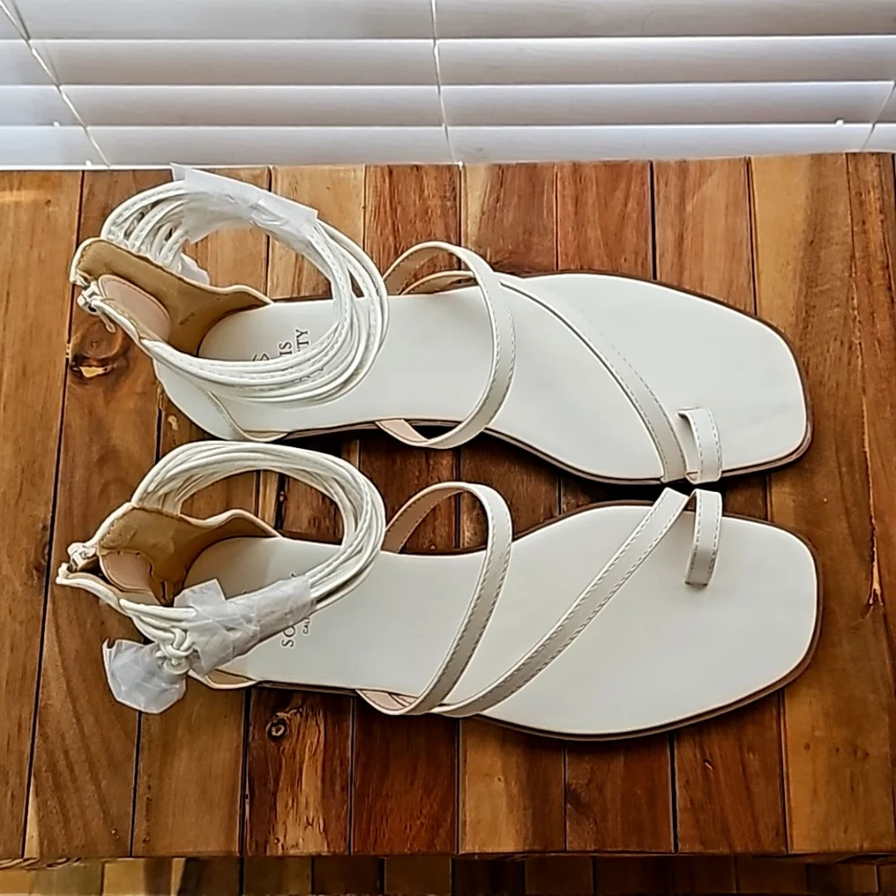 The Abril - Strappy Ankle Wrap Sandal Women's Size 8